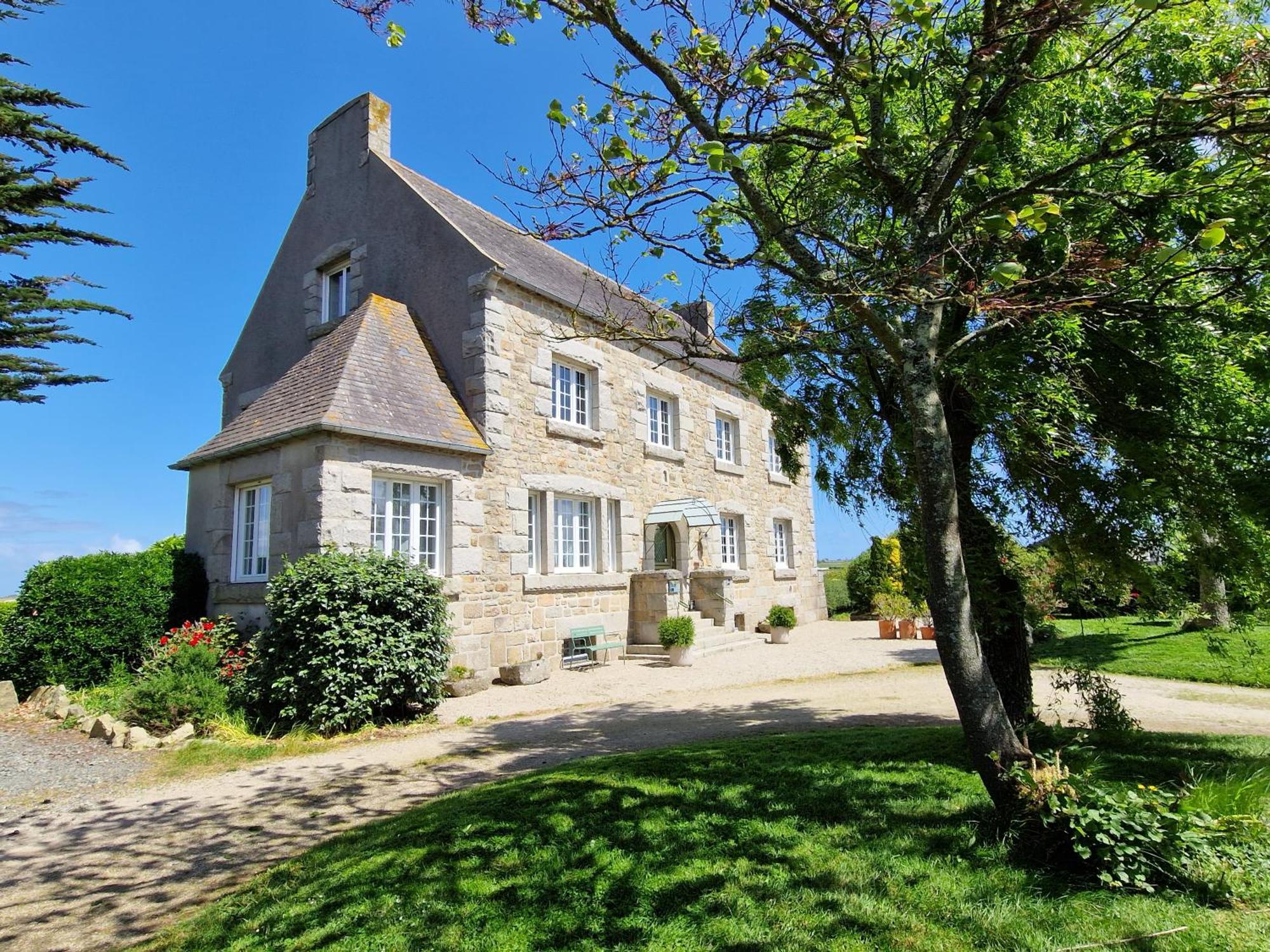 Entre Terre Et Mer Plougoulm Exterior foto
